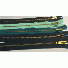 Fyndpåse nr. 85 dragkedjor 18cm