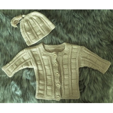 Barnkofta och mössa