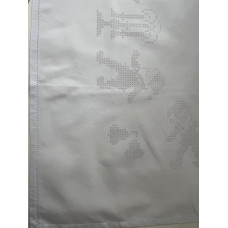 Uppritat duk utan garn 